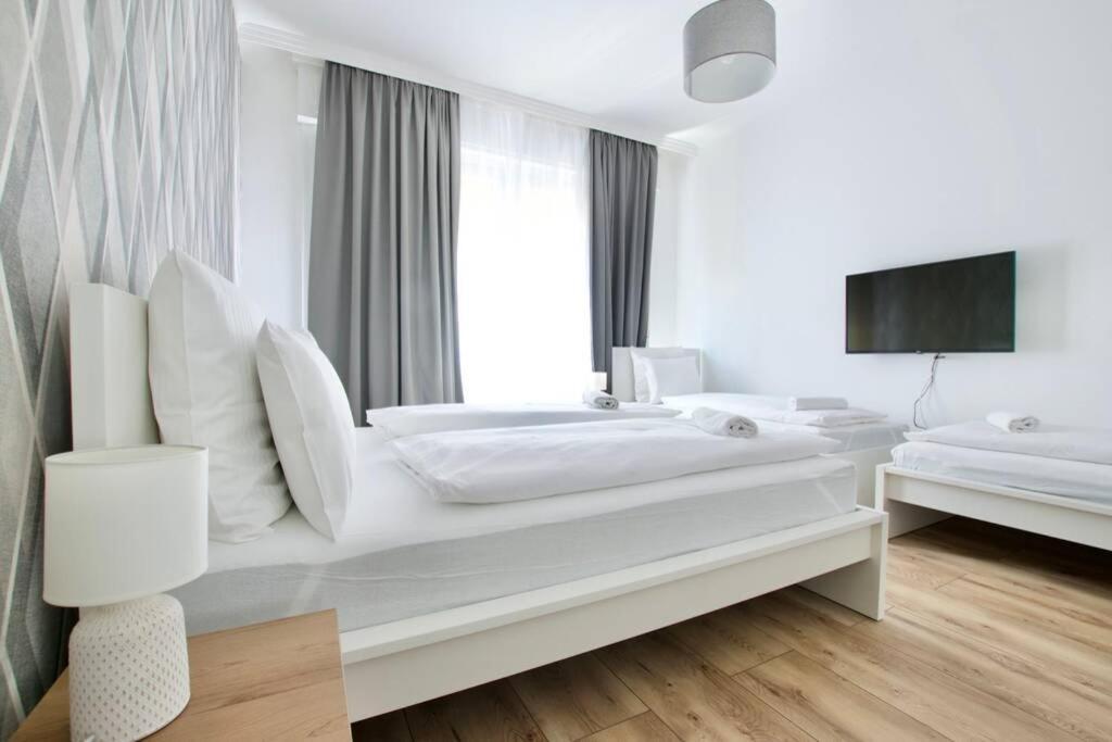 Premium Apartment By Hi5-Vaci Str. 3 Bedroom 부다페스트 외부 사진