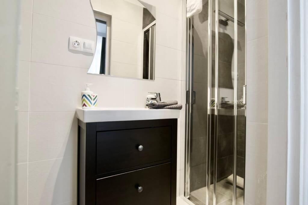Premium Apartment By Hi5-Vaci Str. 3 Bedroom 부다페스트 외부 사진