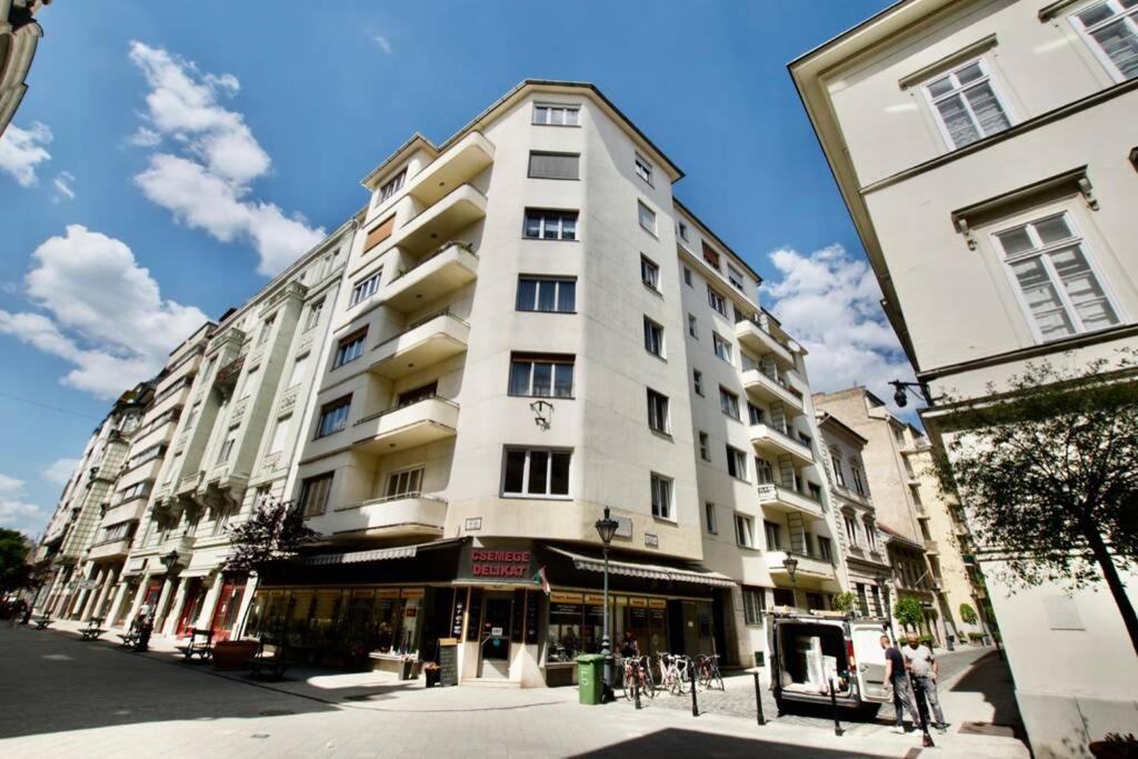 Premium Apartment By Hi5-Vaci Str. 3 Bedroom 부다페스트 외부 사진